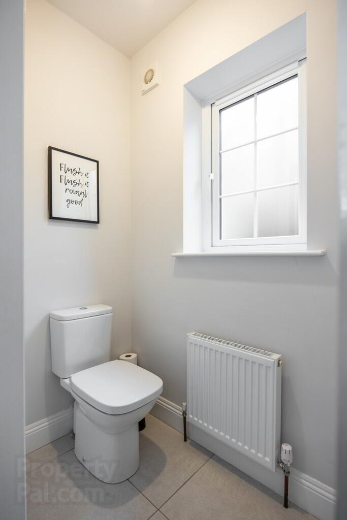 37 Sir Richard Wallace Crescent 10 of 20