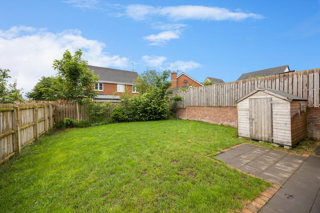37 Sir Richard Wallace Crescent 18 of 20