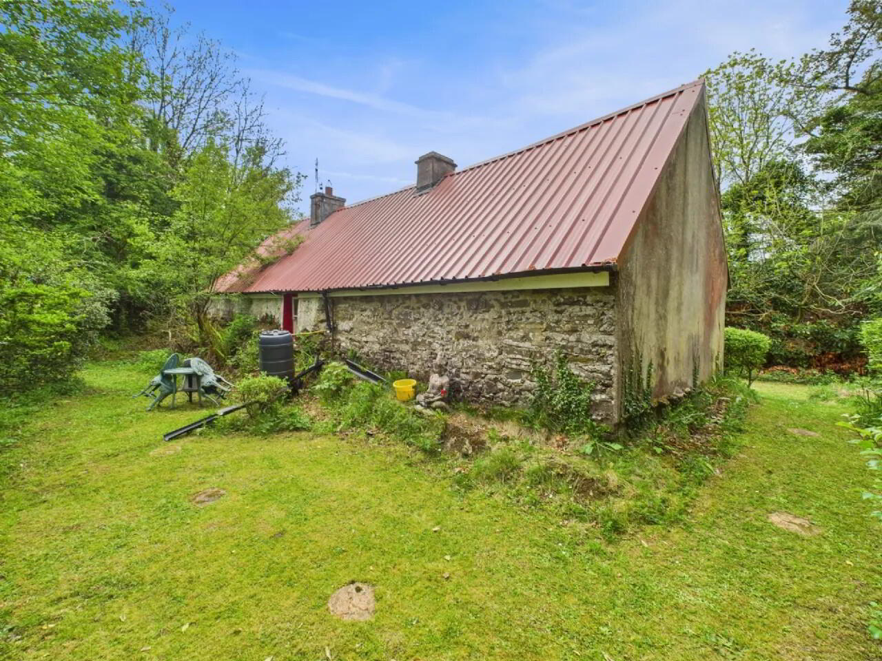 Country Cottage 12 of 17
