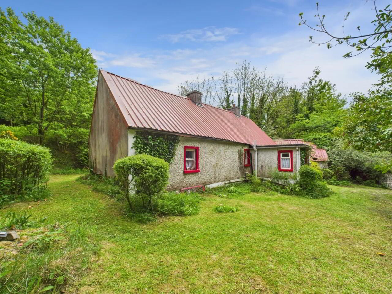 Country Cottage 13 of 17