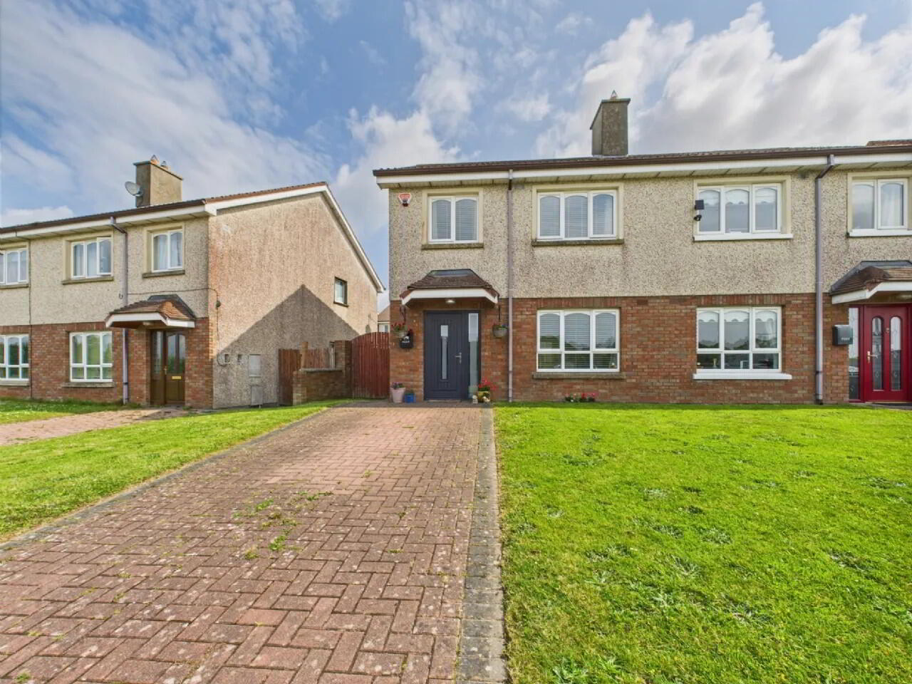 54 Meadowbank 1 of 18