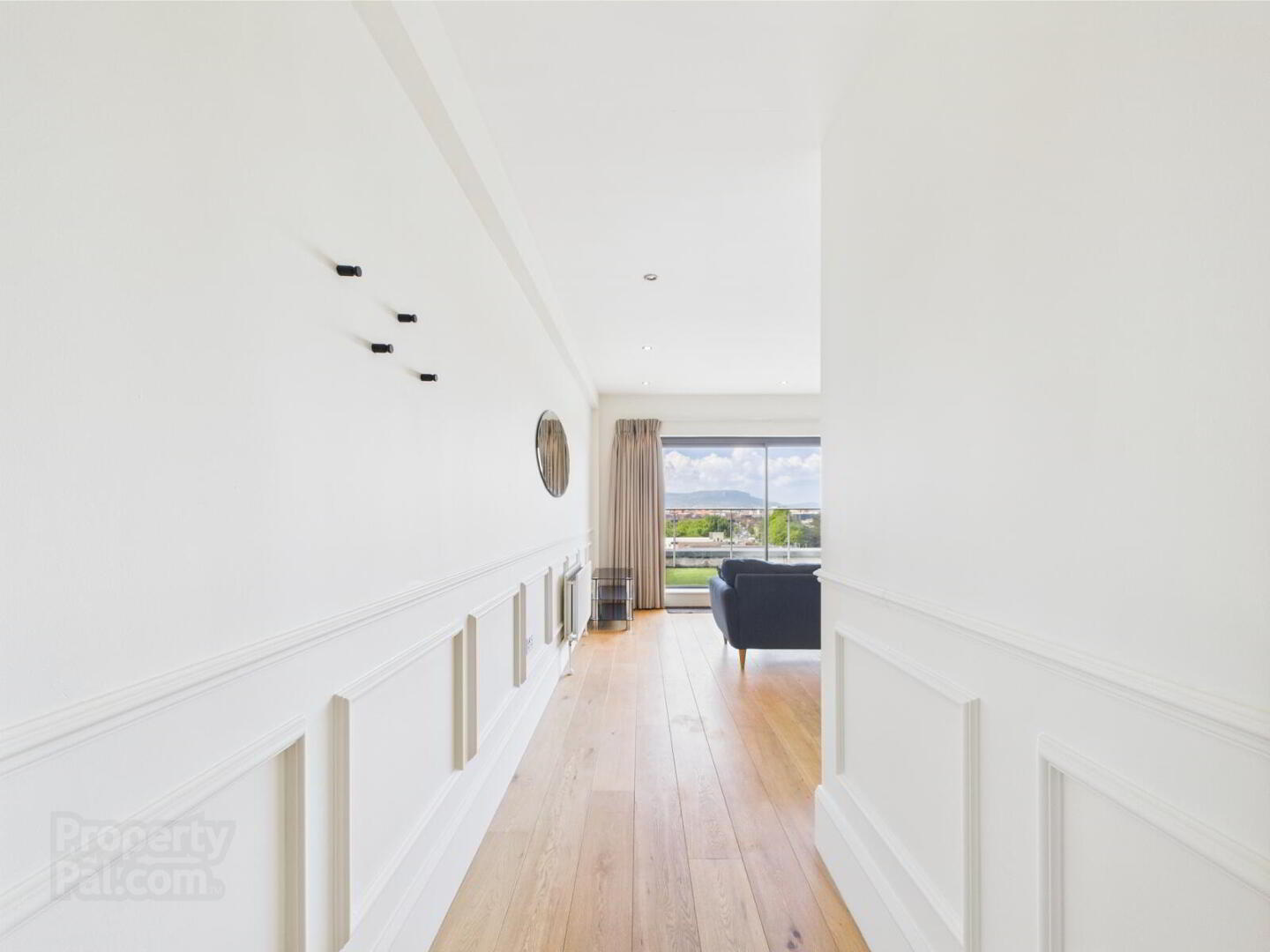 324 The Bakery, 311 Ormeau Road 7 of 18