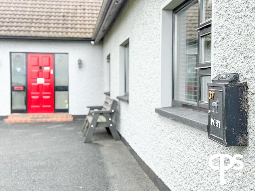 37 Corran Road 6 of 36