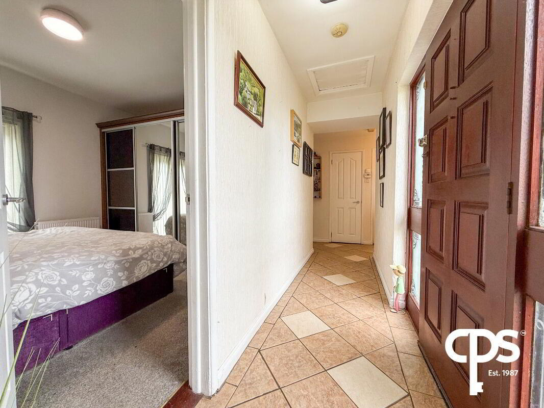 37 Corran Road 8 of 36