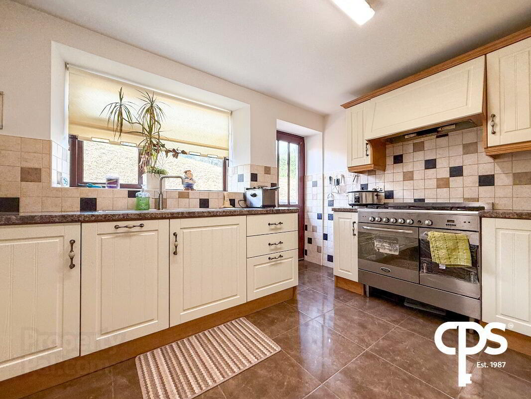37 Corran Road 13 of 36