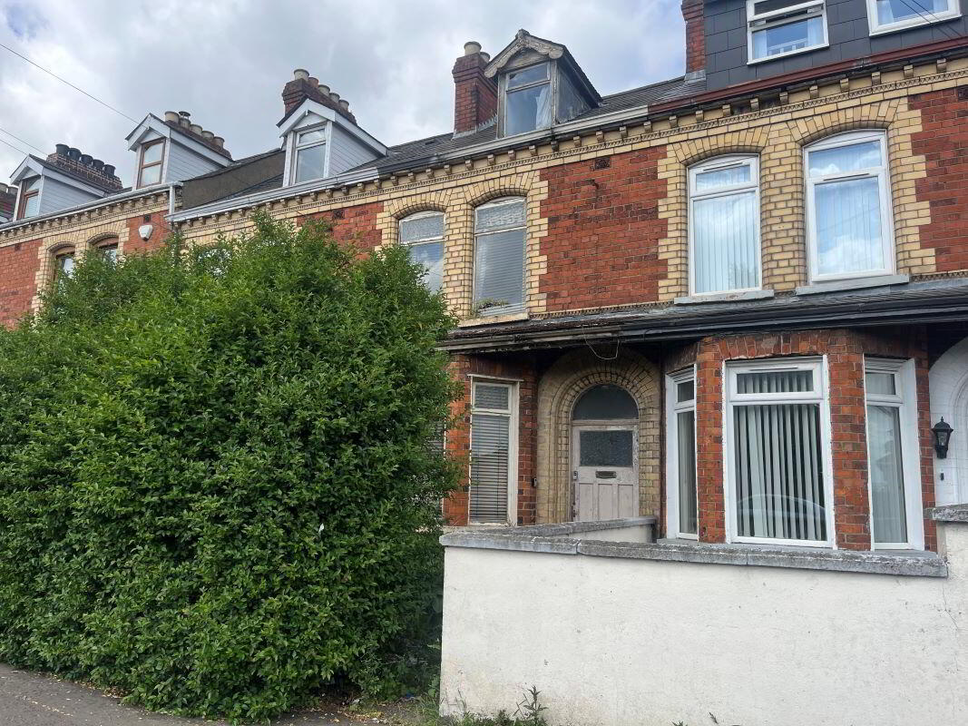 134 Skegoneill Avenue 1 of 4