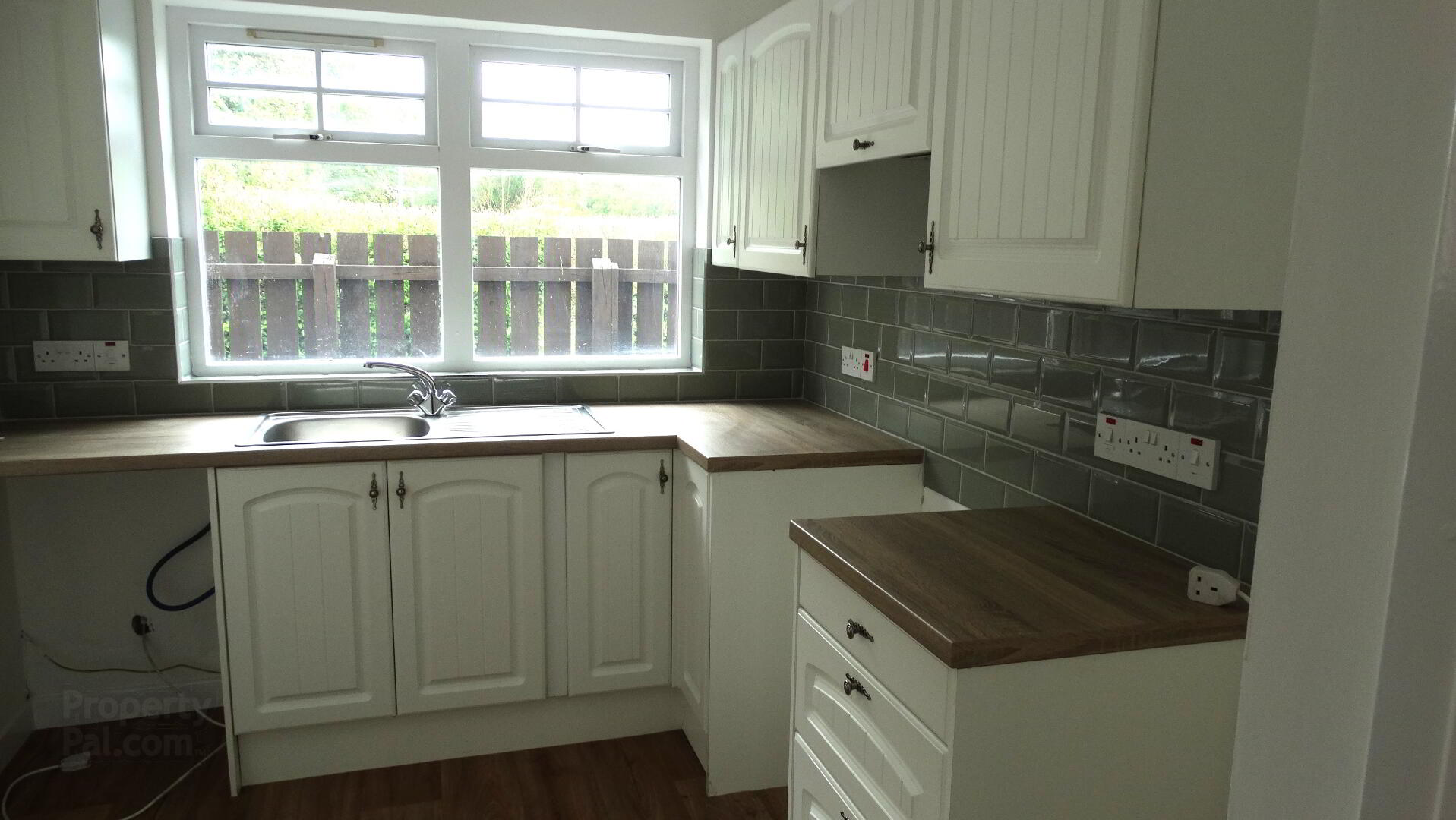 6 Braeside 3 of 6
