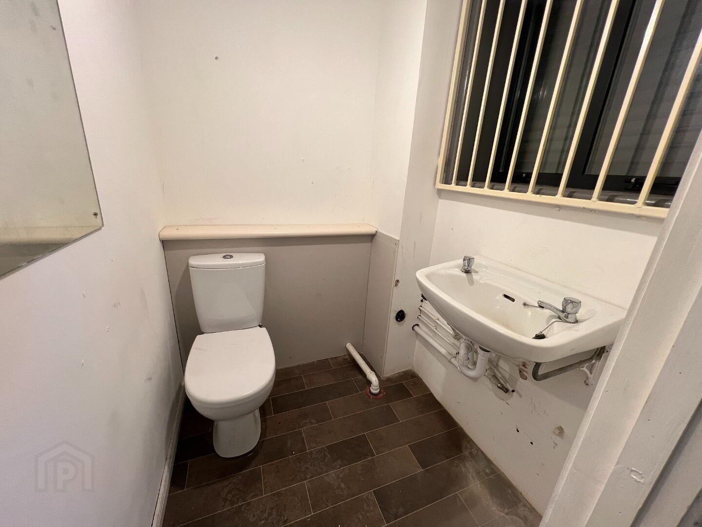 Unit 12, Ballysaggart Business Complex, 8 Beechvalley Way 4 of 5