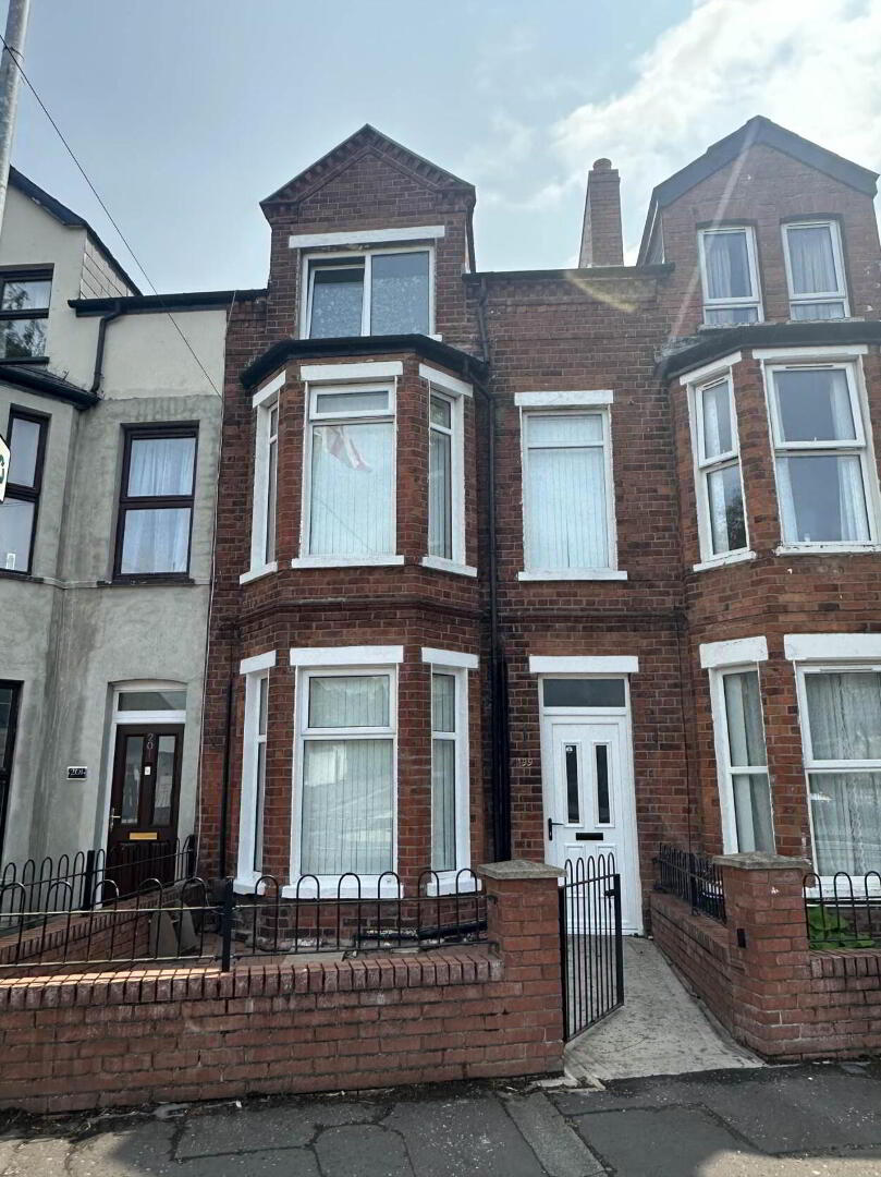 199 Alexandra Park Avenue 2 of 27