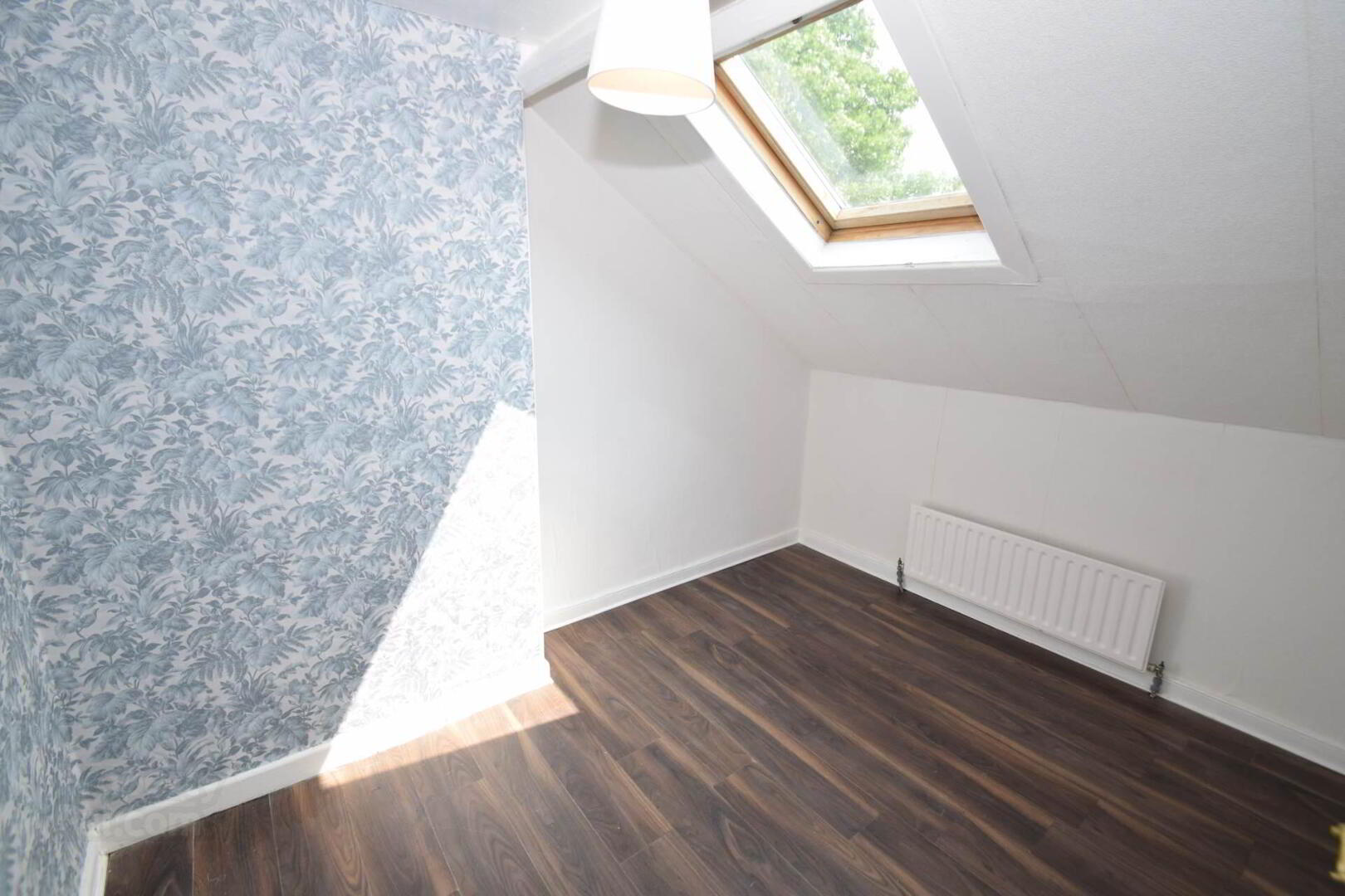 199 Alexandra Park Avenue 21 of 27