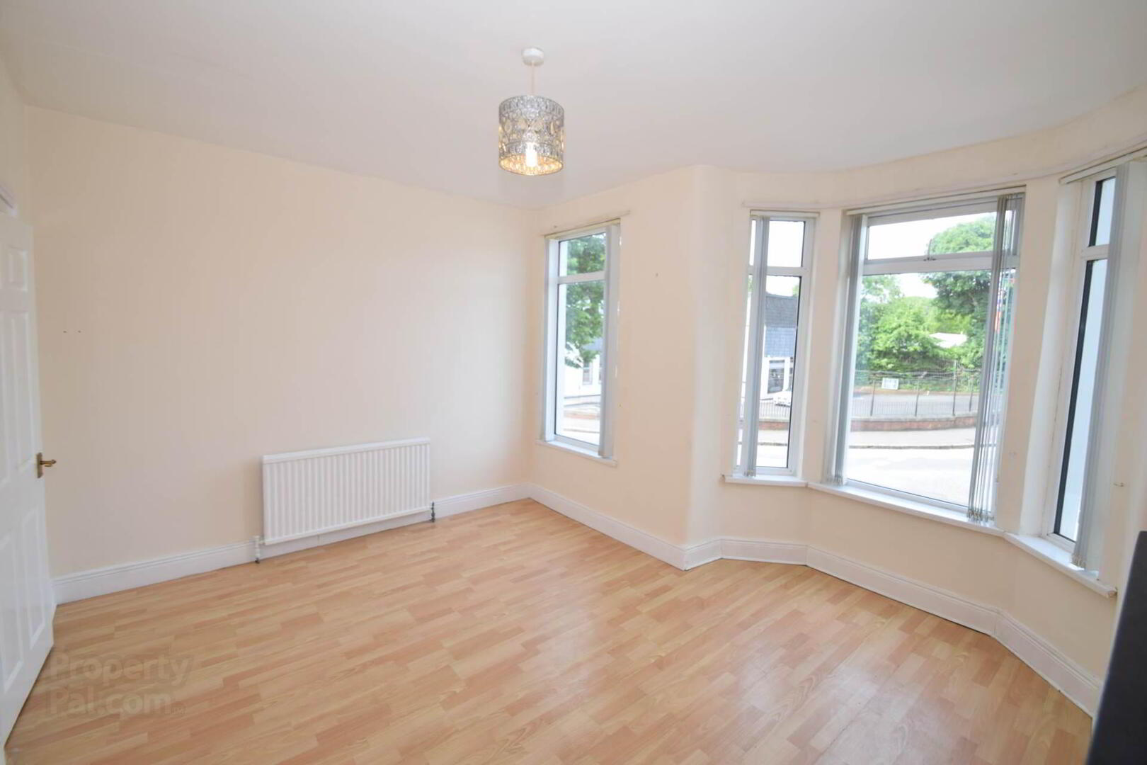 199 Alexandra Park Avenue 15 of 27