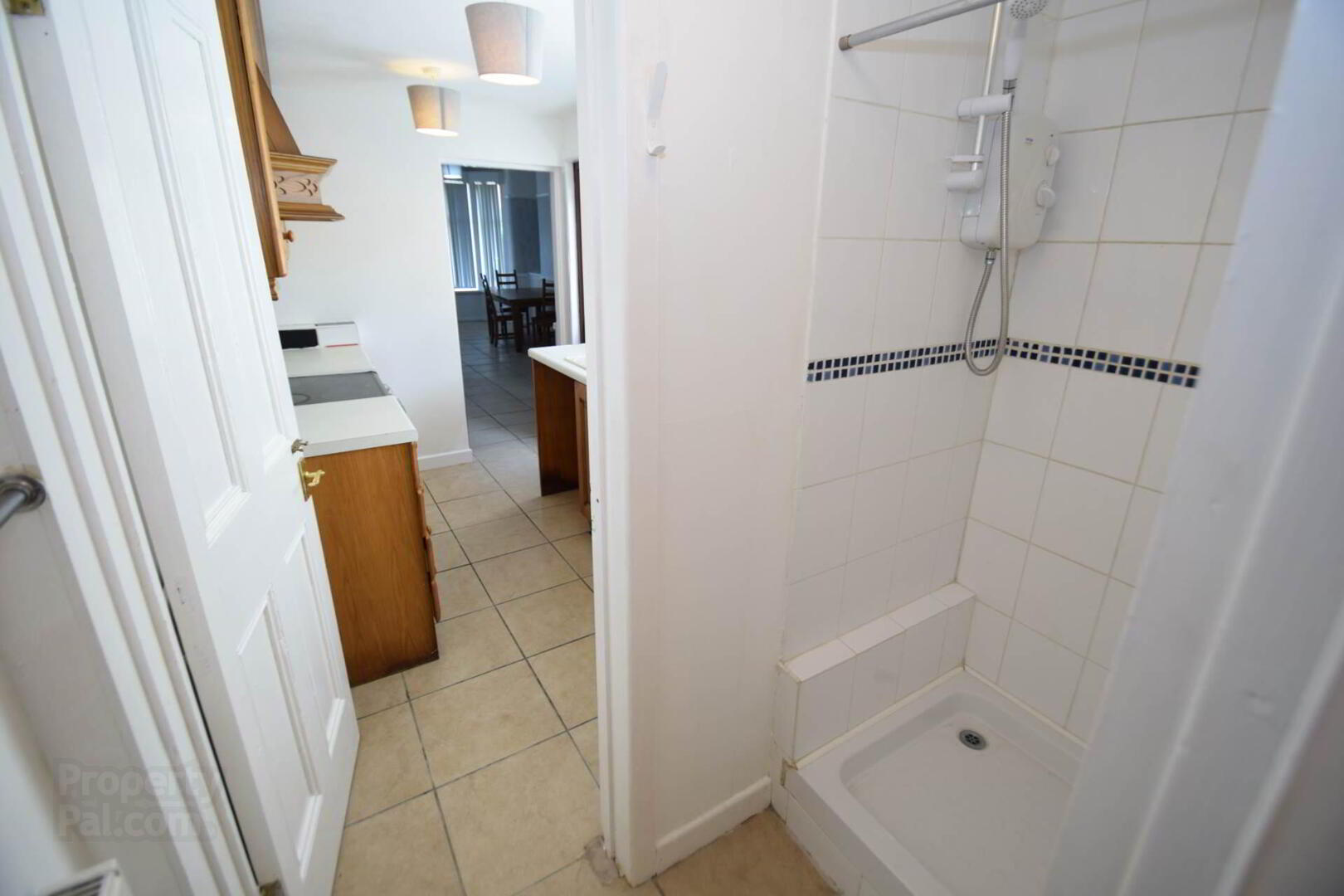 199 Alexandra Park Avenue 11 of 27