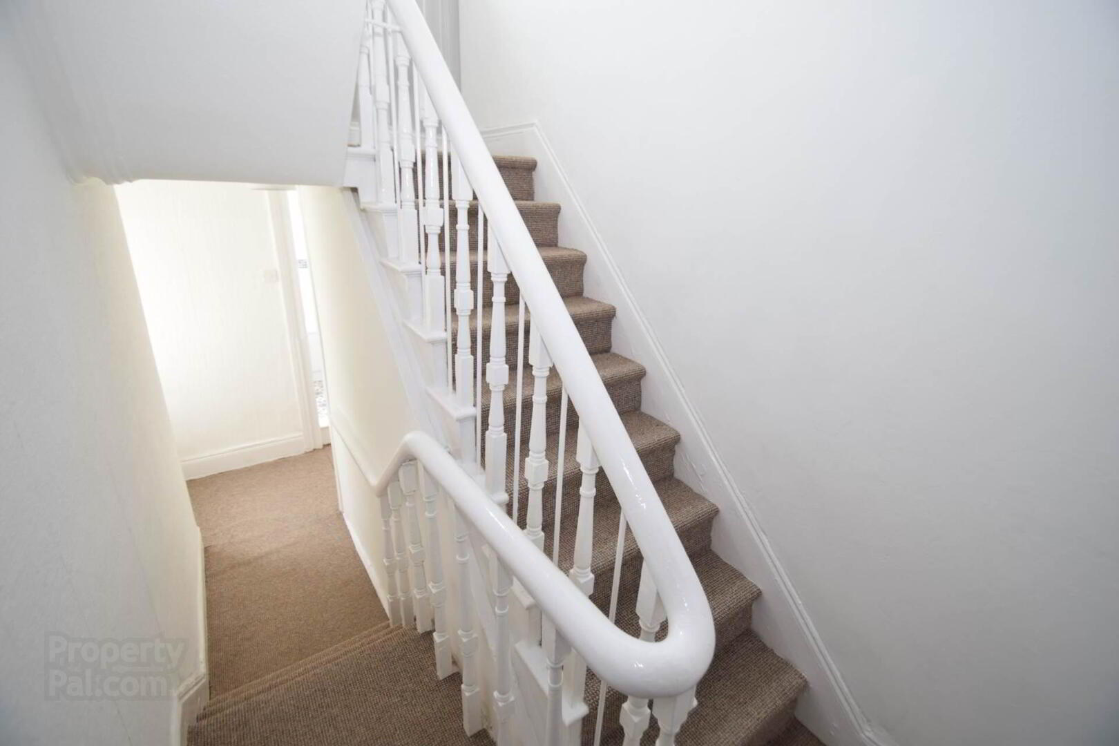 199 Alexandra Park Avenue 14 of 27
