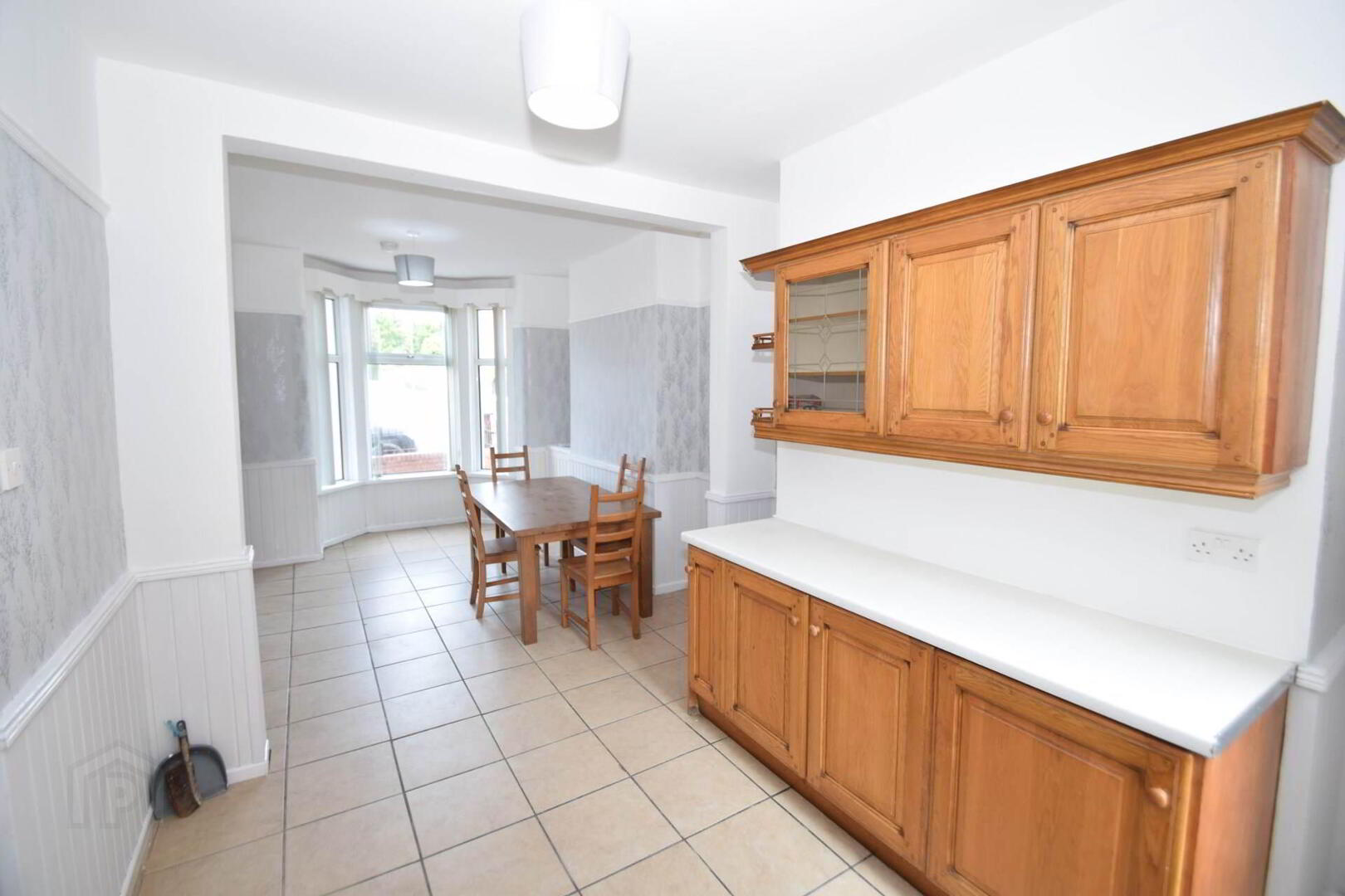 199 Alexandra Park Avenue 5 of 25