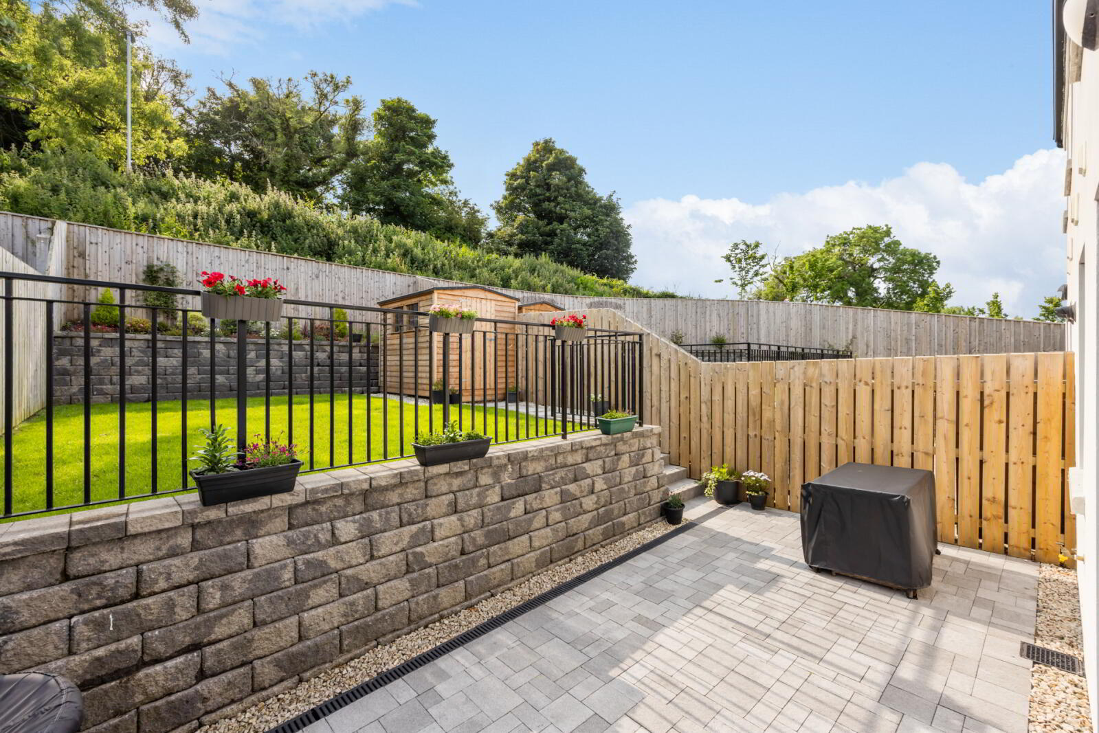 25 Scrabo Heights 27 of 32