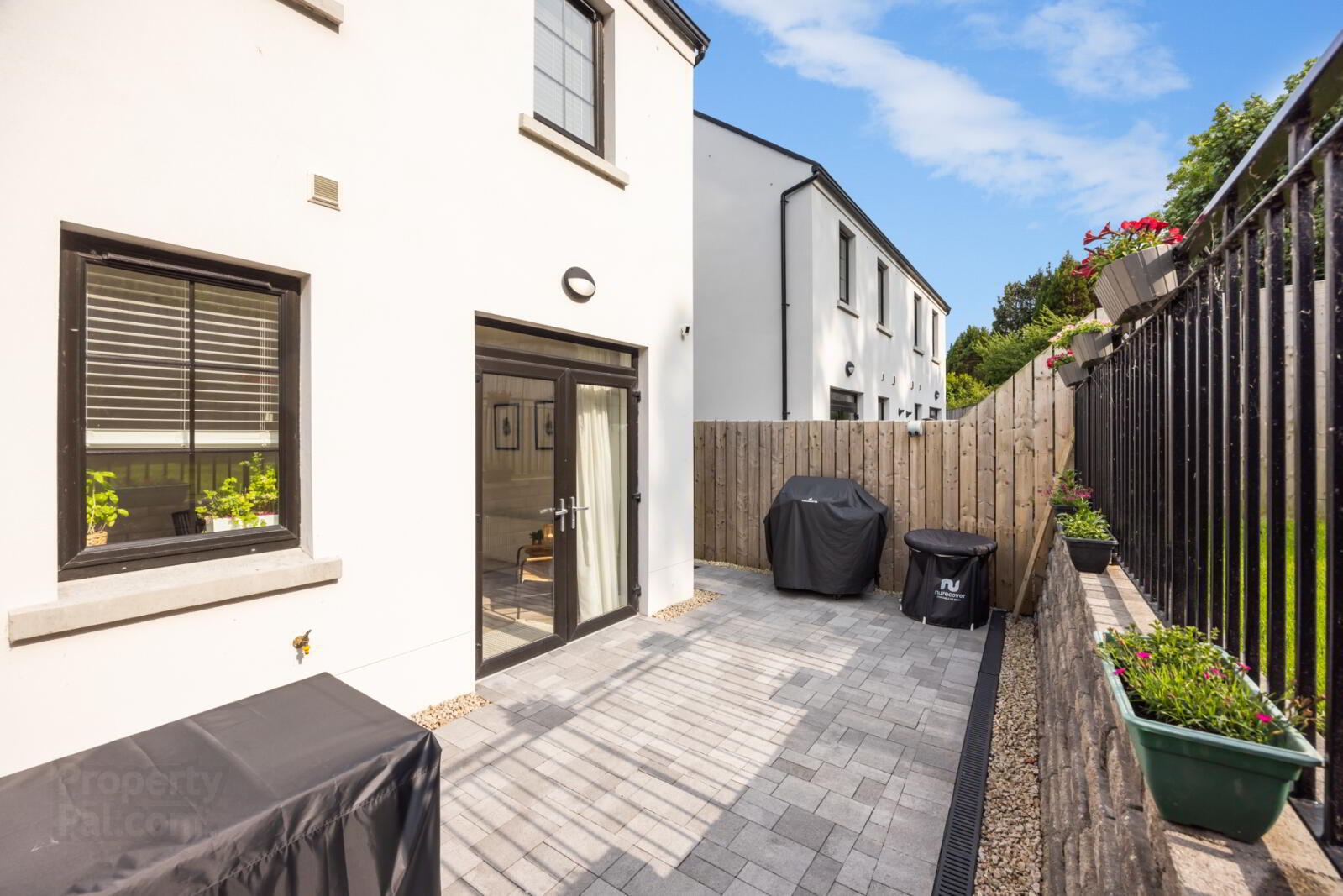 25 Scrabo Heights 31 of 32