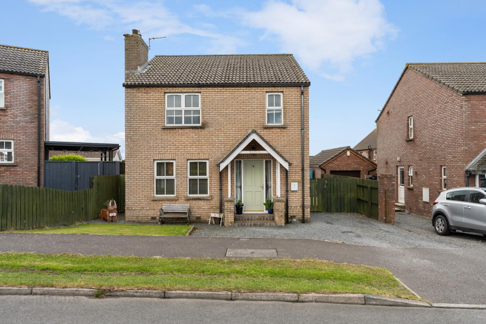 4 Princetoon Avenue 1 of 26