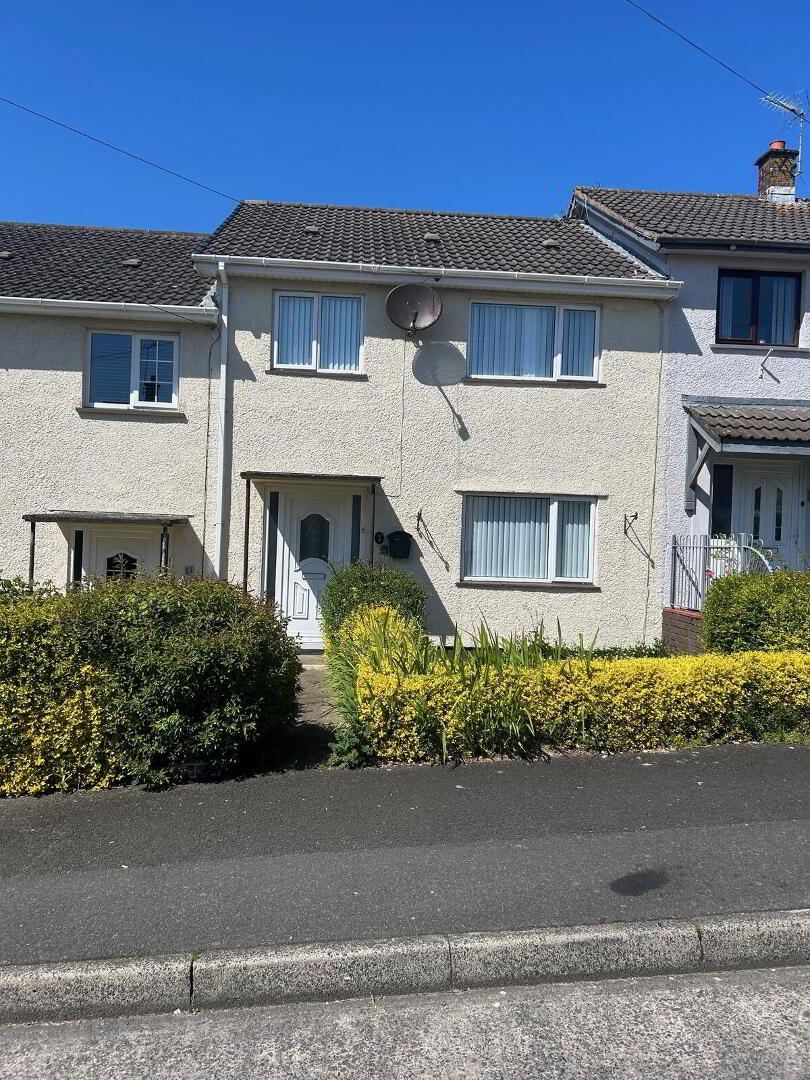 9 Cairngorm Drive 1 of 5