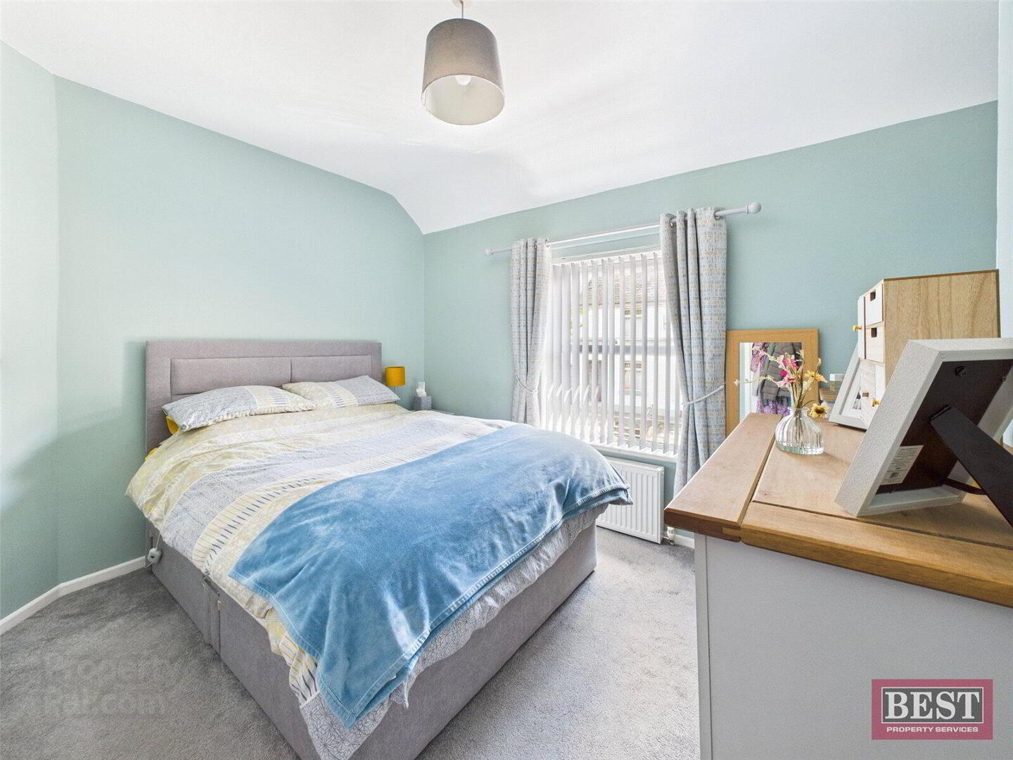 17 St. Clares Avenue 7 of 13