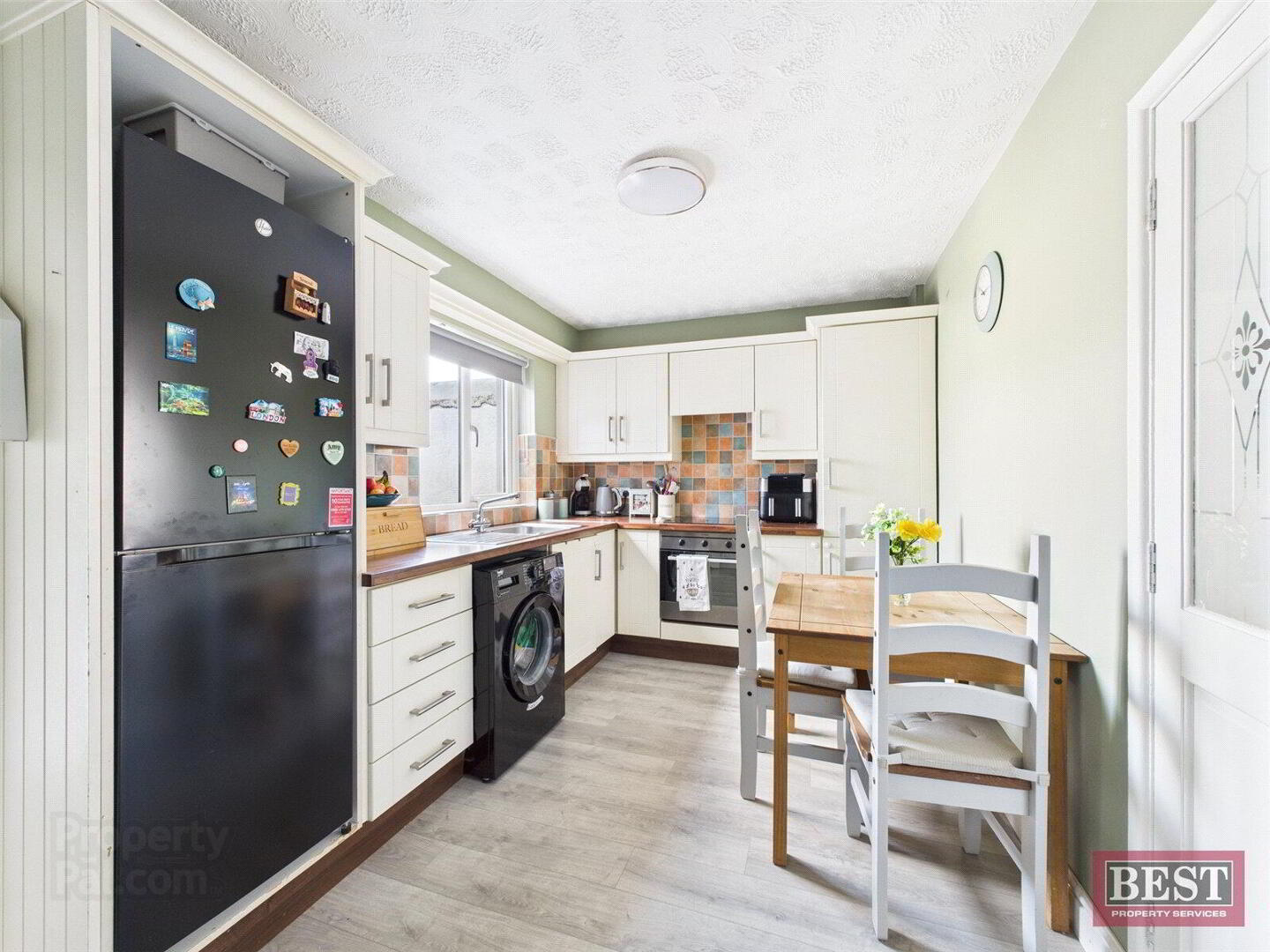17 St. Clares Avenue 5 of 13