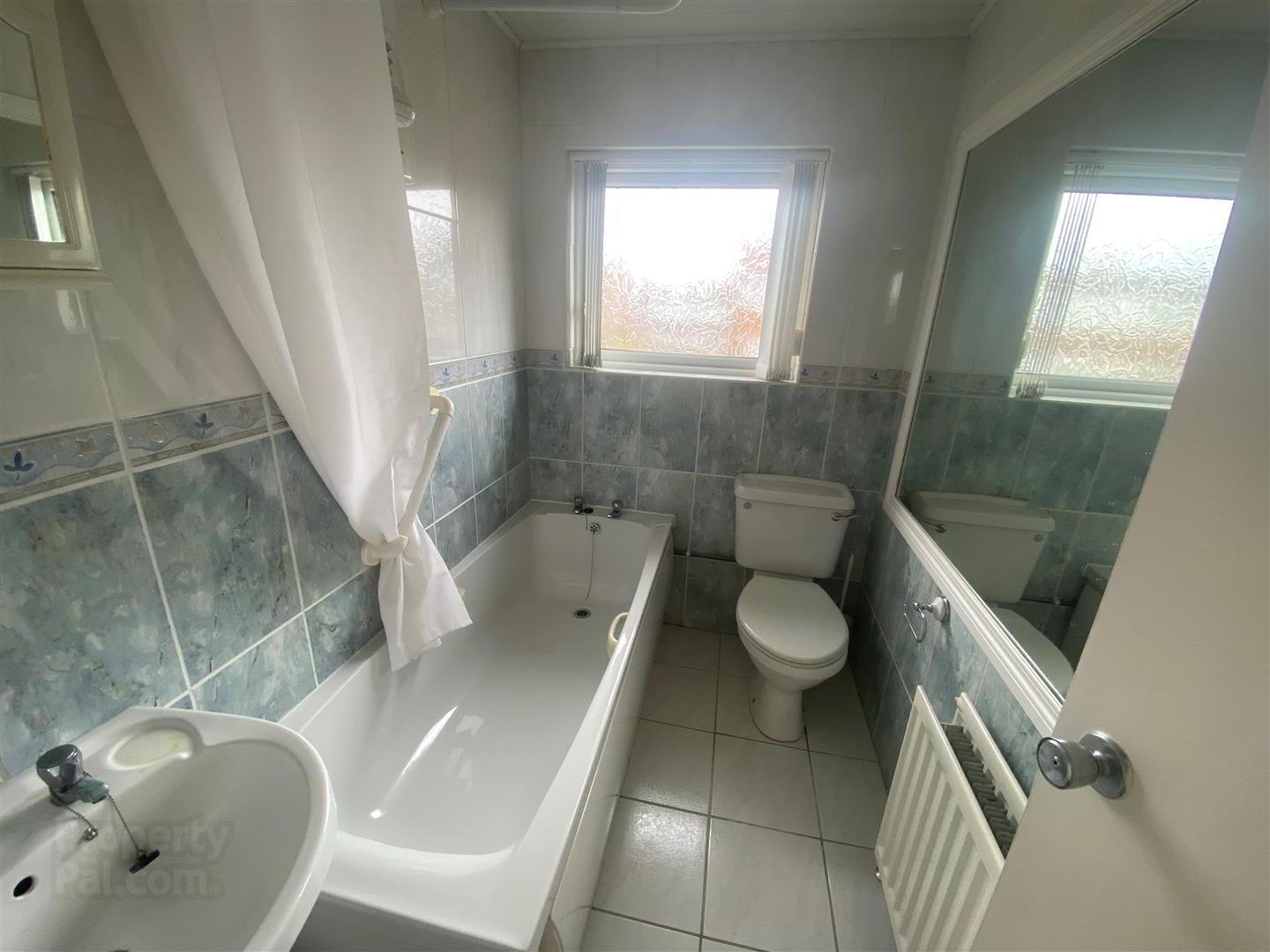4 Forthill Close 14 of 15