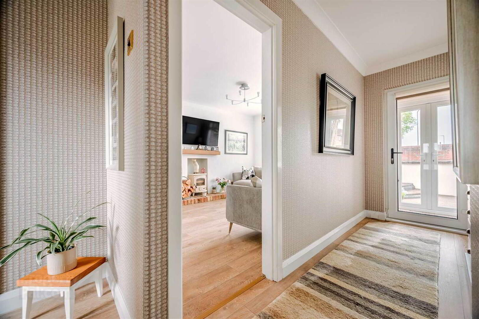 86 Newtownards Road 4 of 20