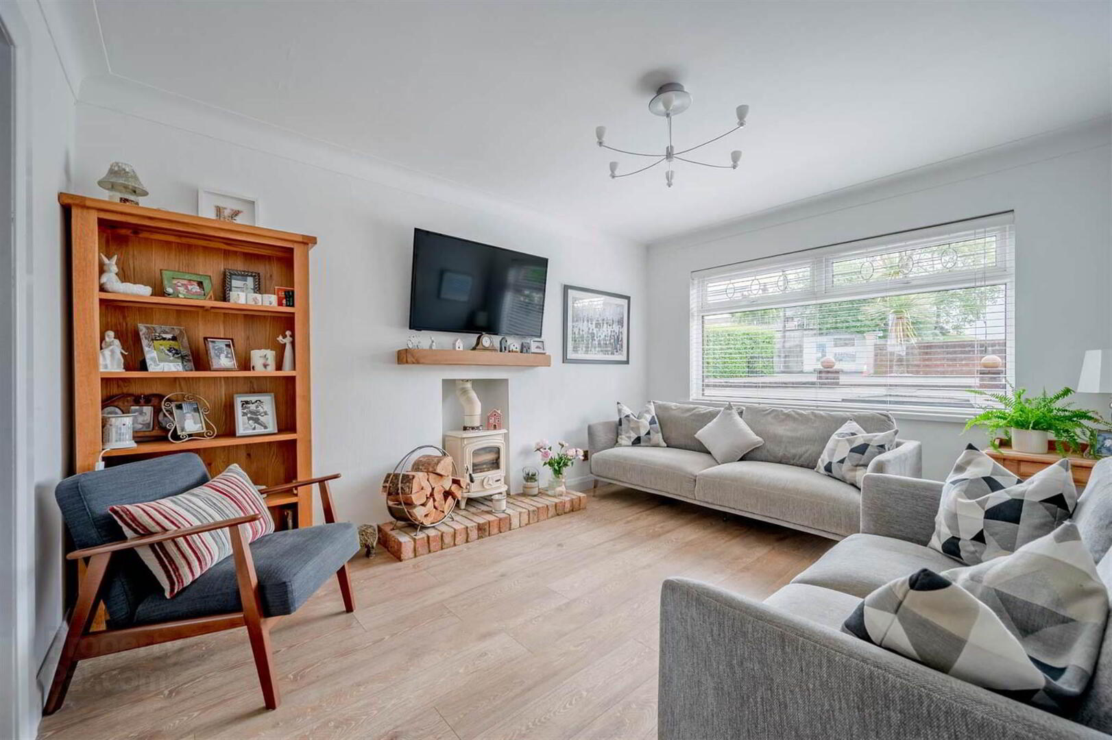 86 Newtownards Road 6 of 20