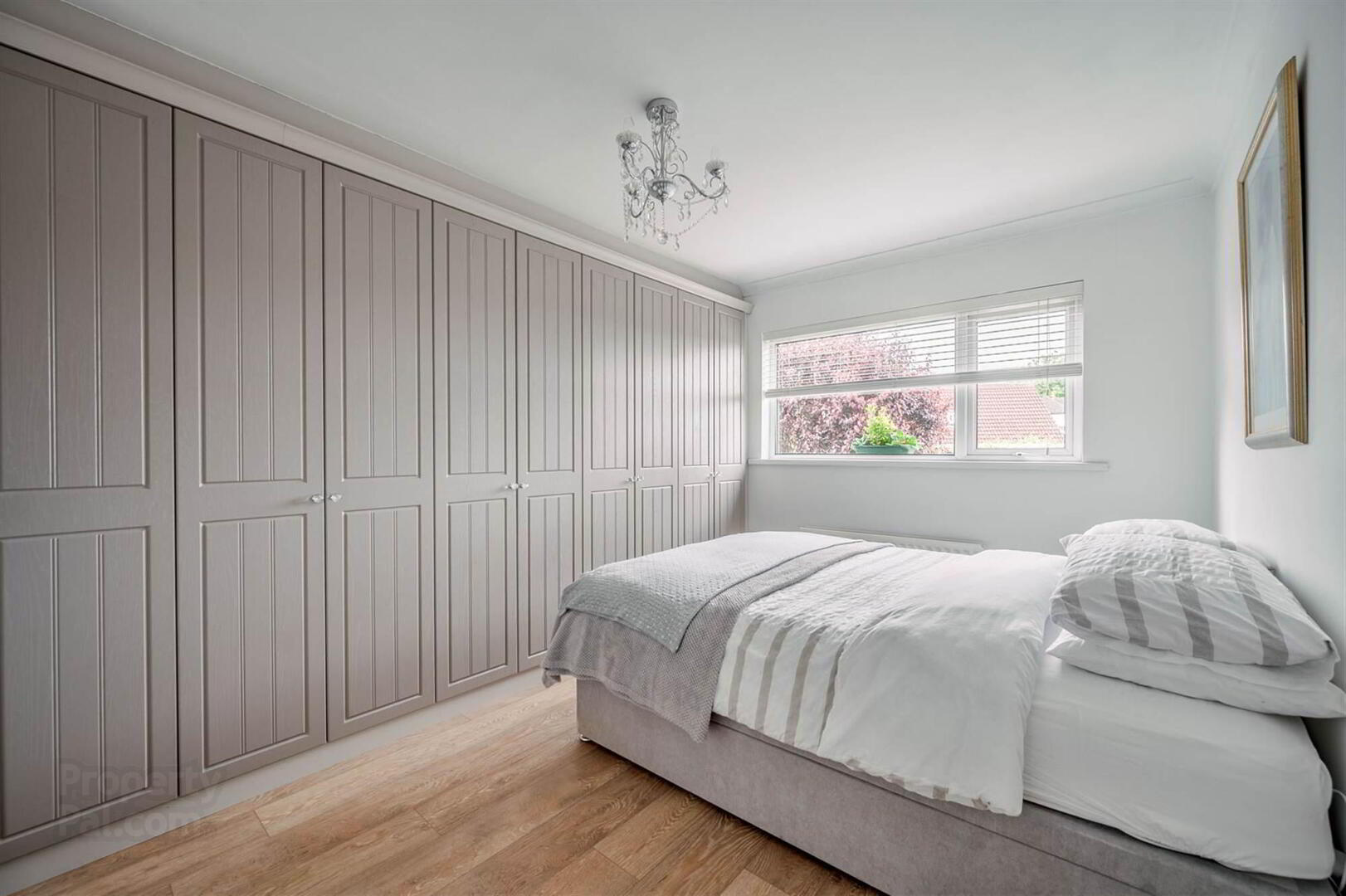 86 Newtownards Road 13 of 20
