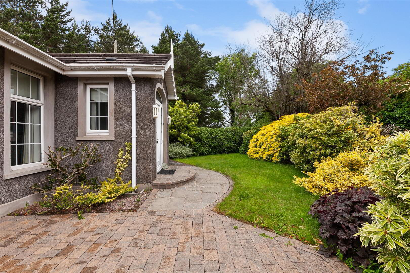 property description image