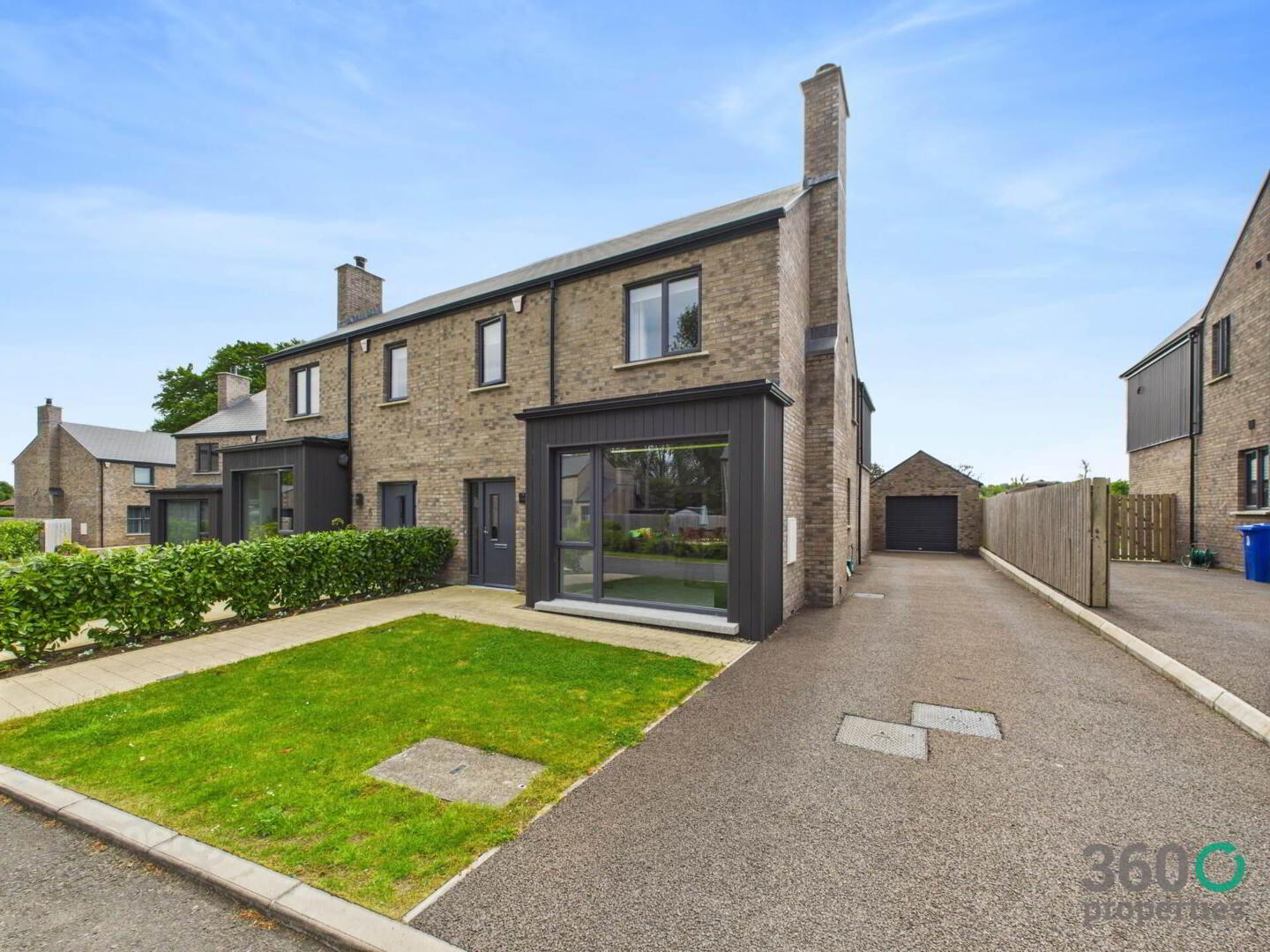 7 Dunadry Gate 1 of 39