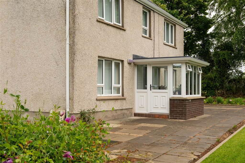 18 Lislunnan Road 6 of 38