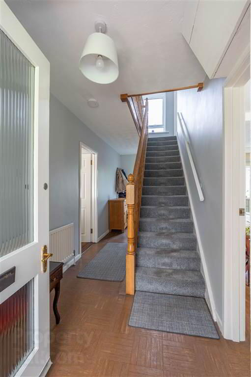 18 Lislunnan Road 8 of 38
