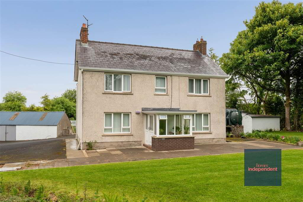 18 Lislunnan Road 5 of 38
