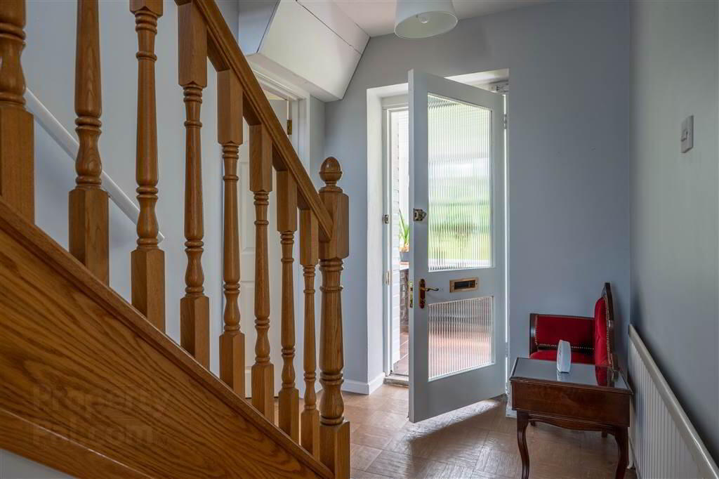 18 Lislunnan Road 9 of 38