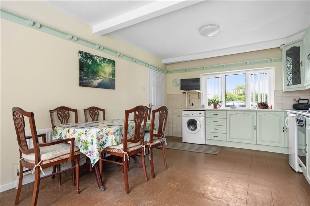 18 Lislunnan Road 16 of 38