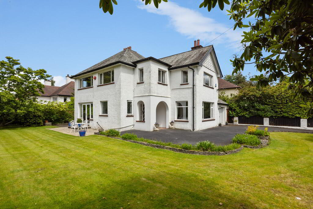 29 Cambourne Park 1 of 31