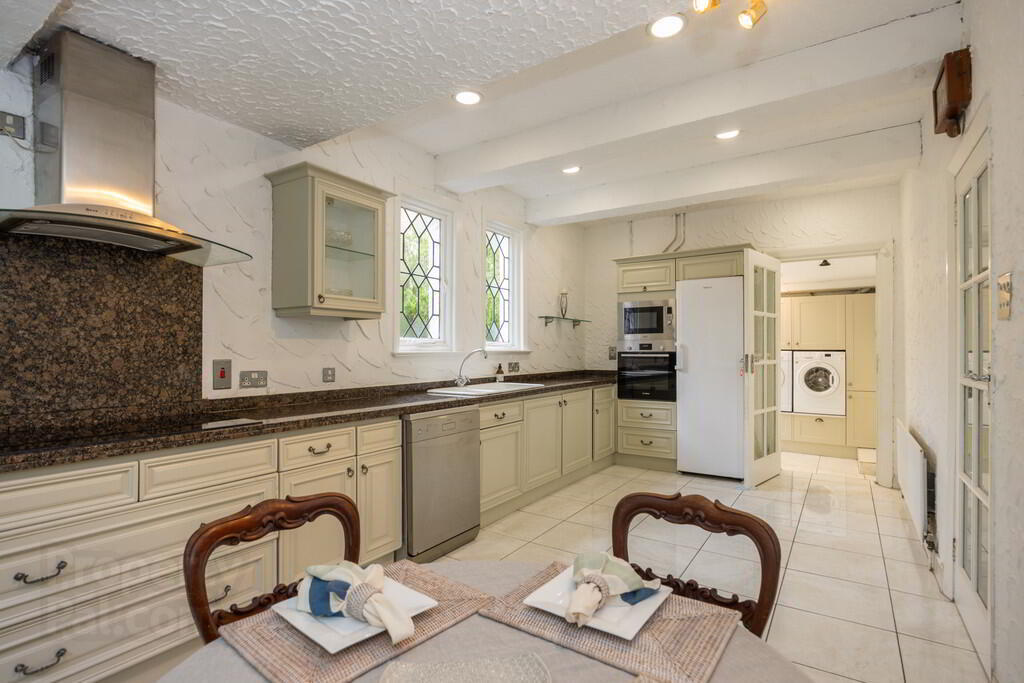 29 Cambourne Park 12 of 31