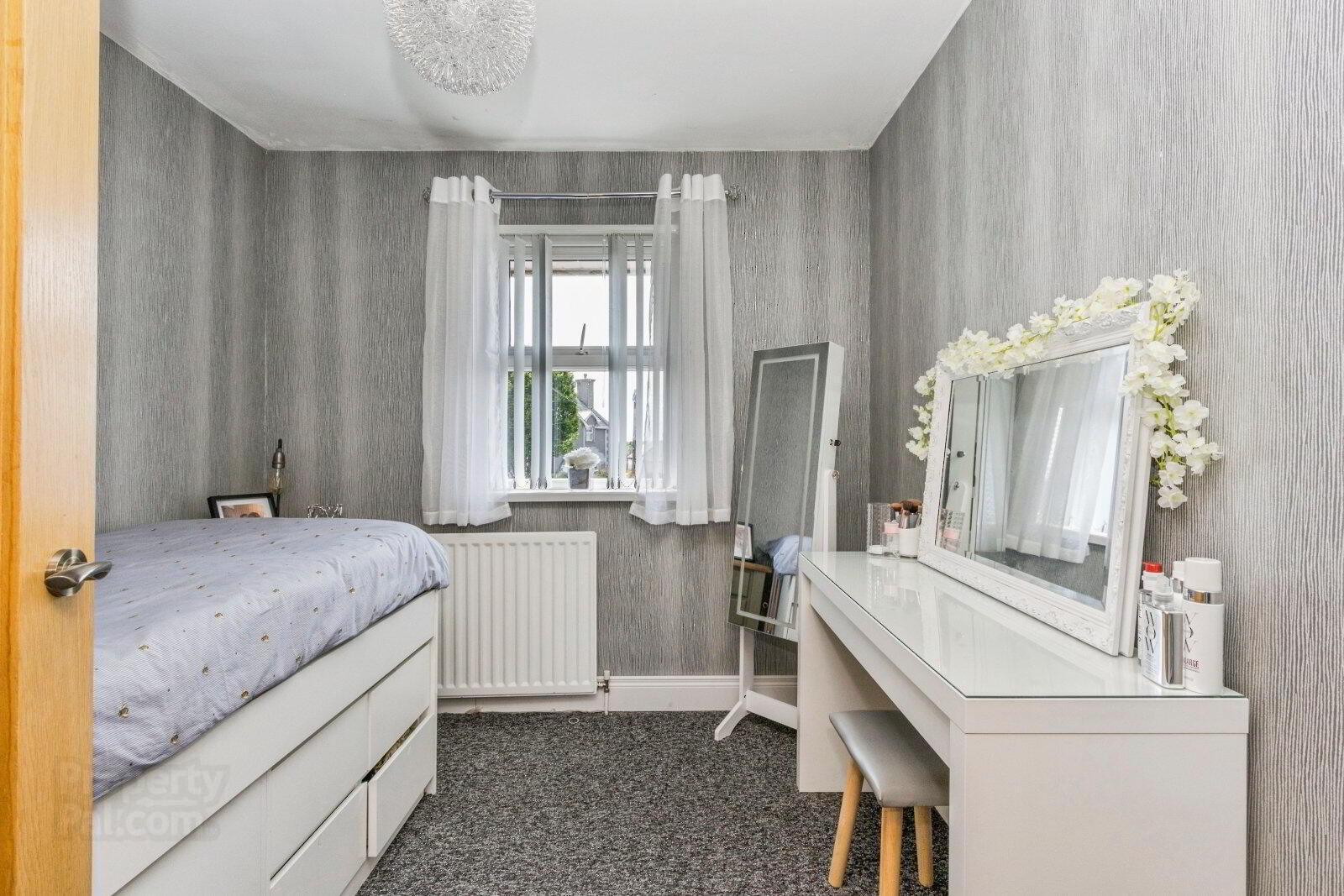 11 Gravelhill Road 13 of 20