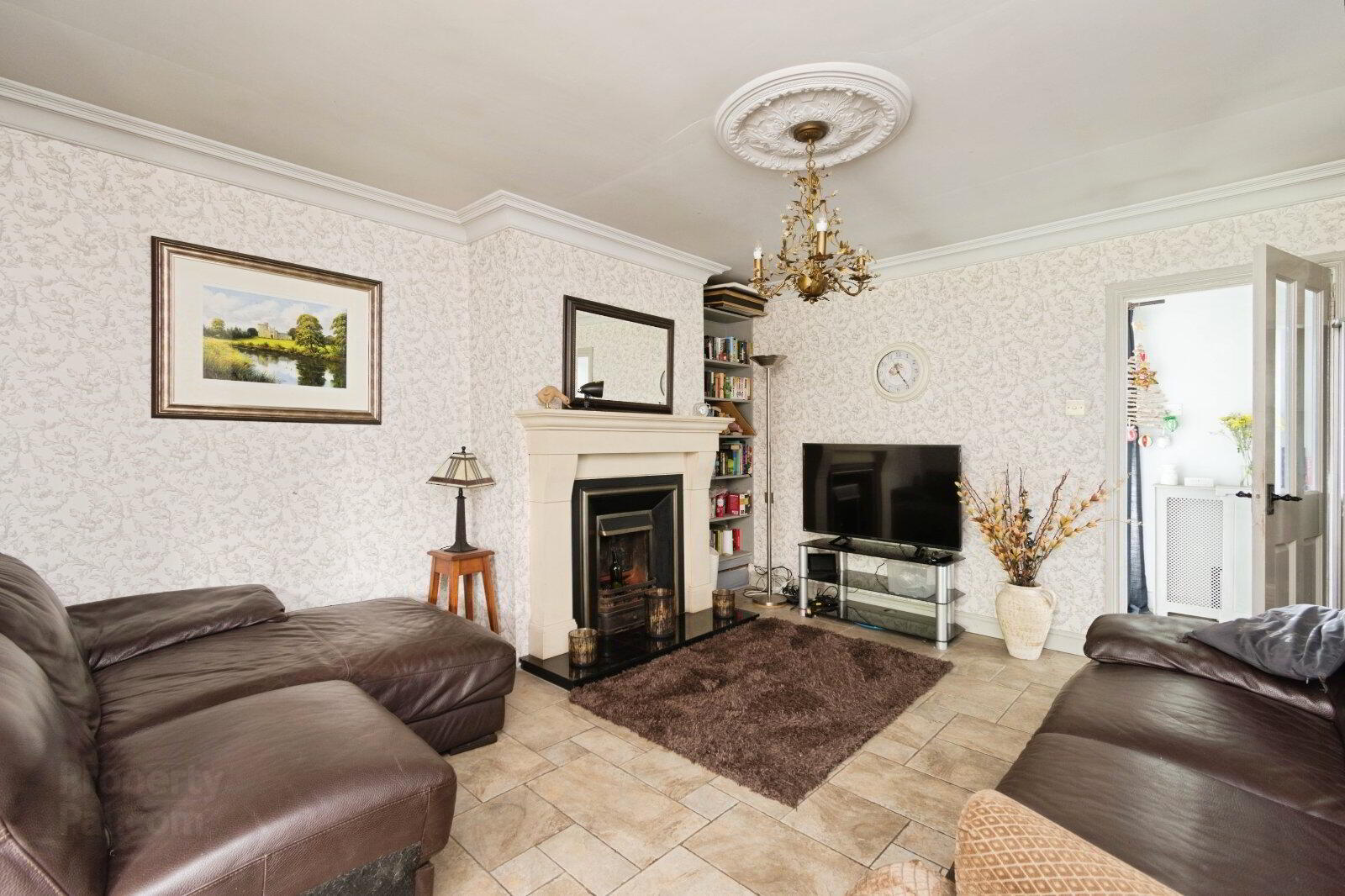 5 Tullynewbank Road 3 of 23
