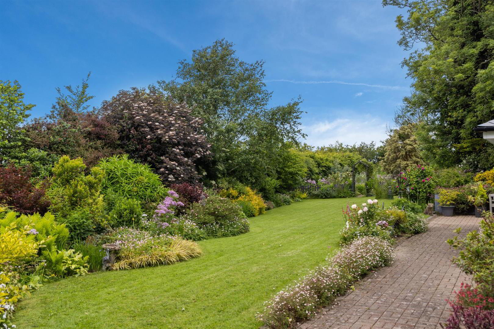 'Kilcoan Gardens', 240 Middle Road 77 of 84
