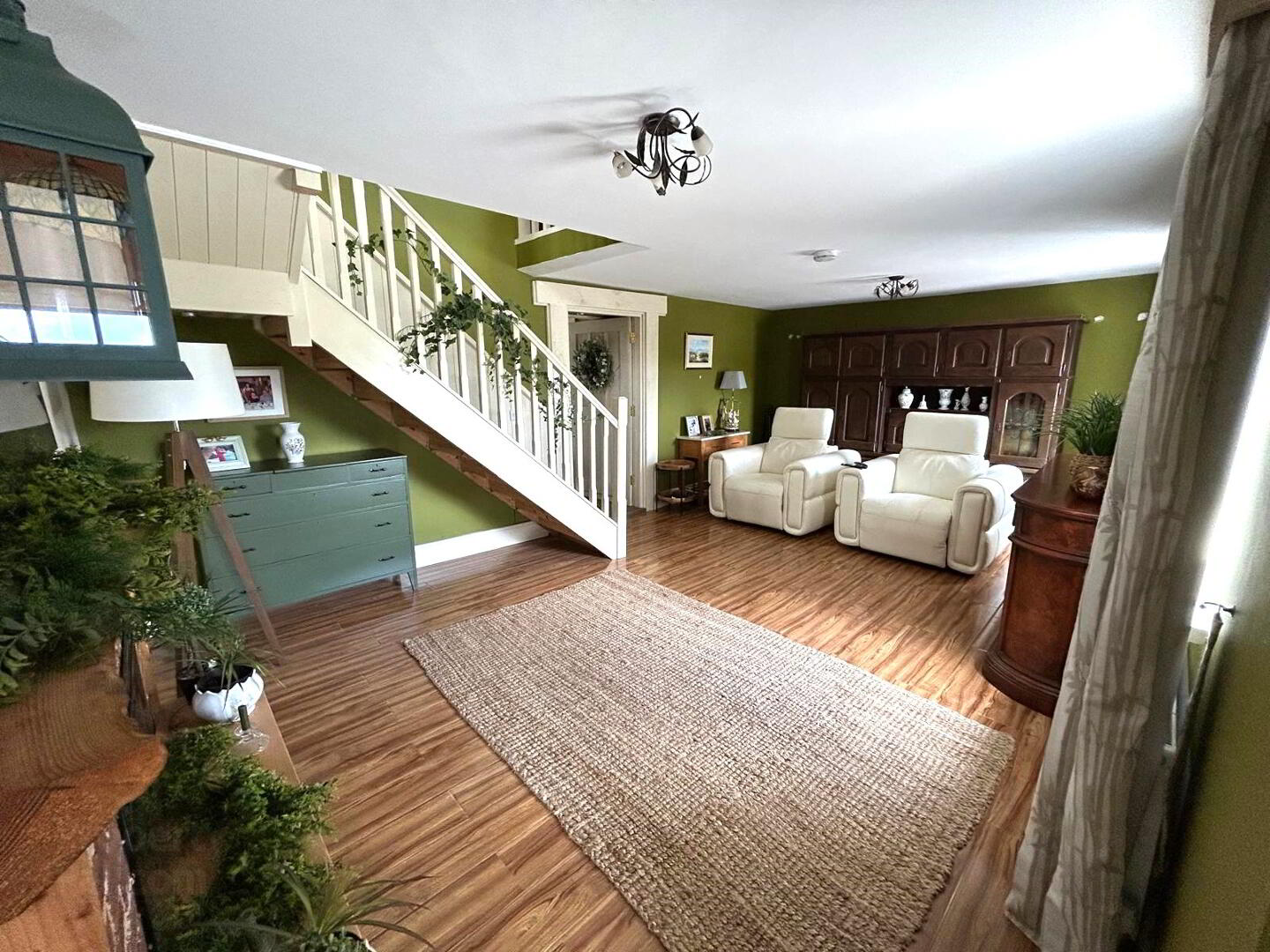 Diamond Cottage 5 of 23