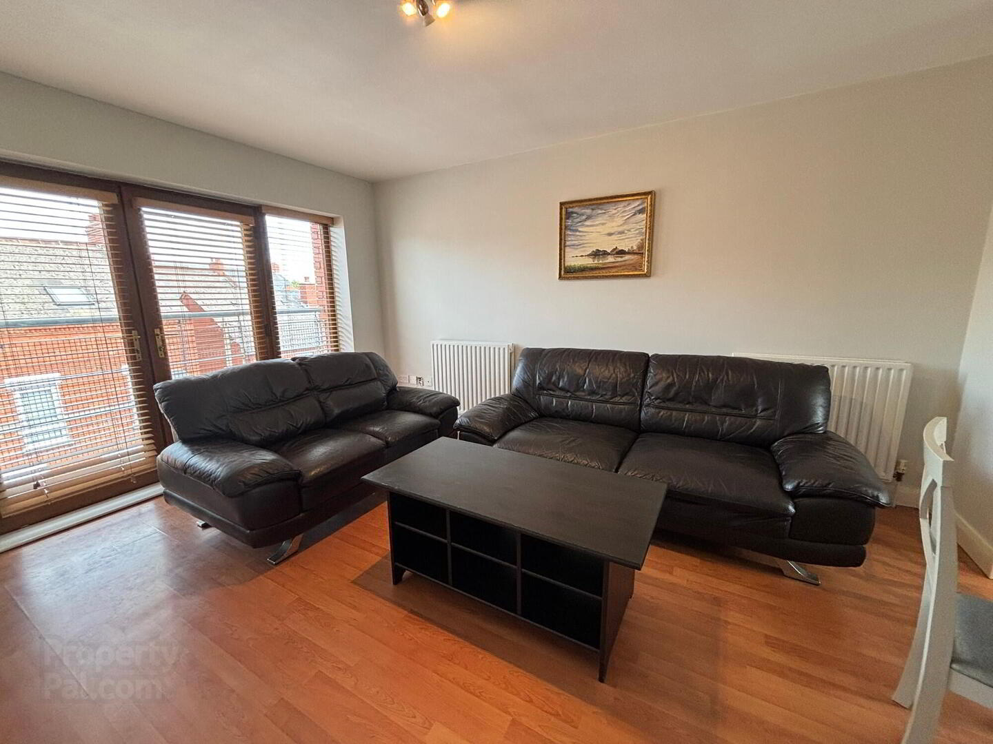 Apt 6, 39 Thorndyke Street 3 of 10