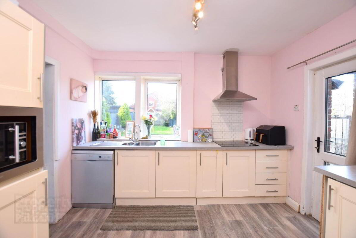 328 Holywood Road 7 of 8