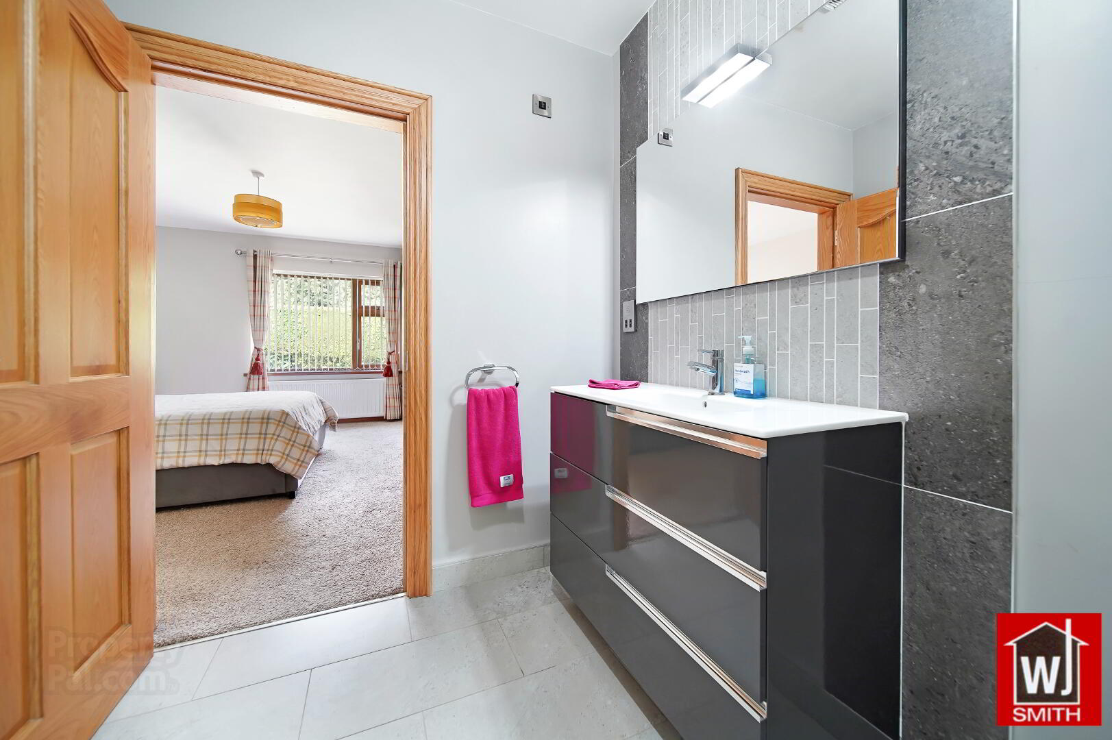 12 Lurganbuoy Road 26 of 47