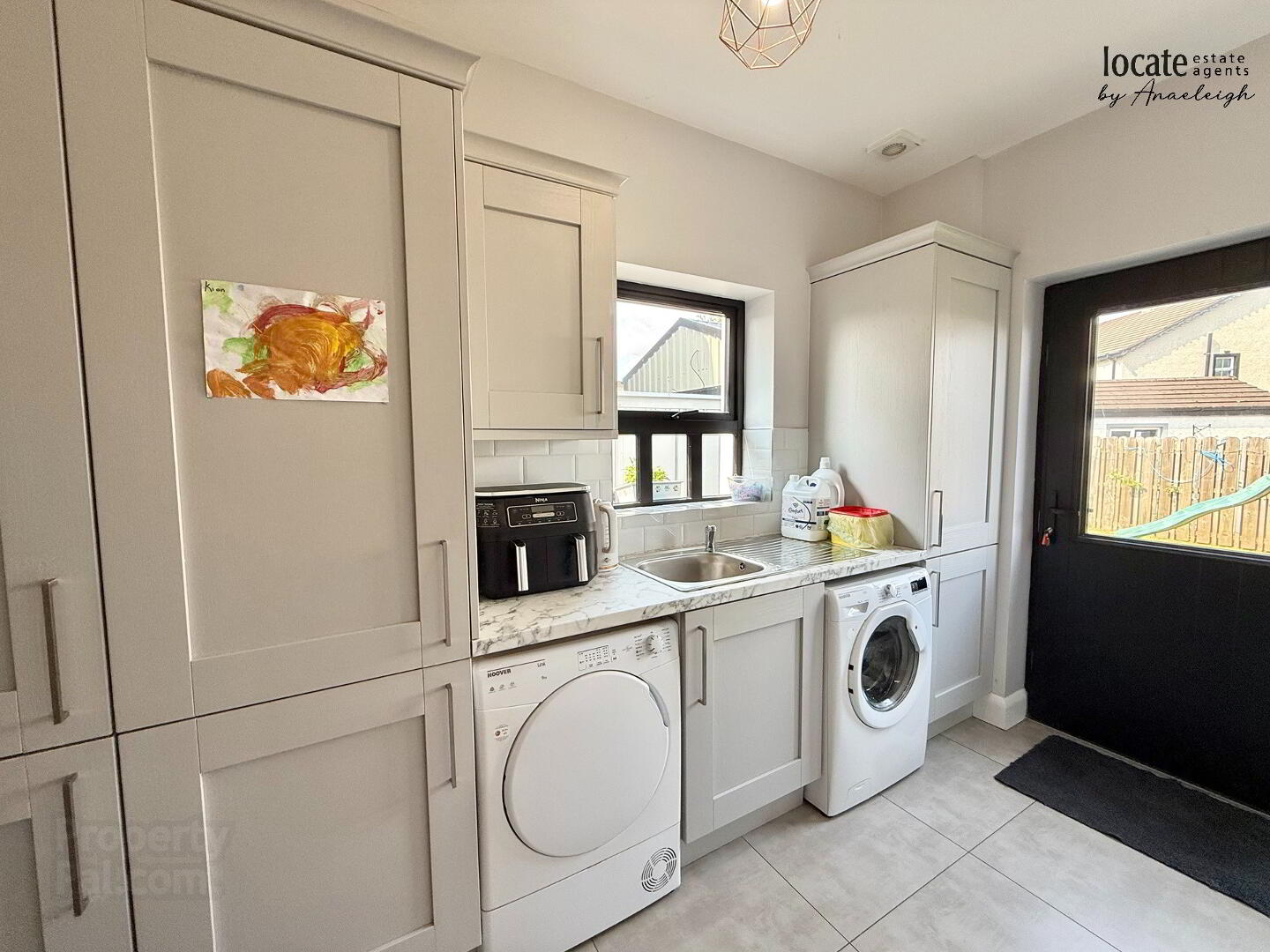 121 Butlers Wharf 11 of 26
