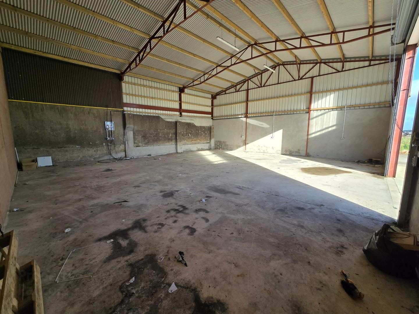 Industrial Unit At, 90 Forkhill Road 4 of 6