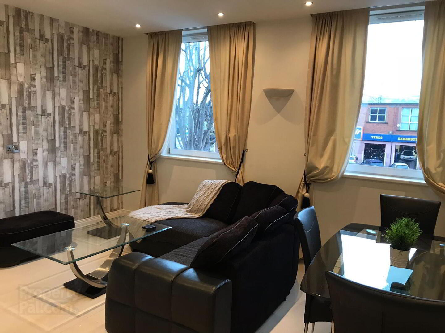 428 Lisburn Road 3 of 10