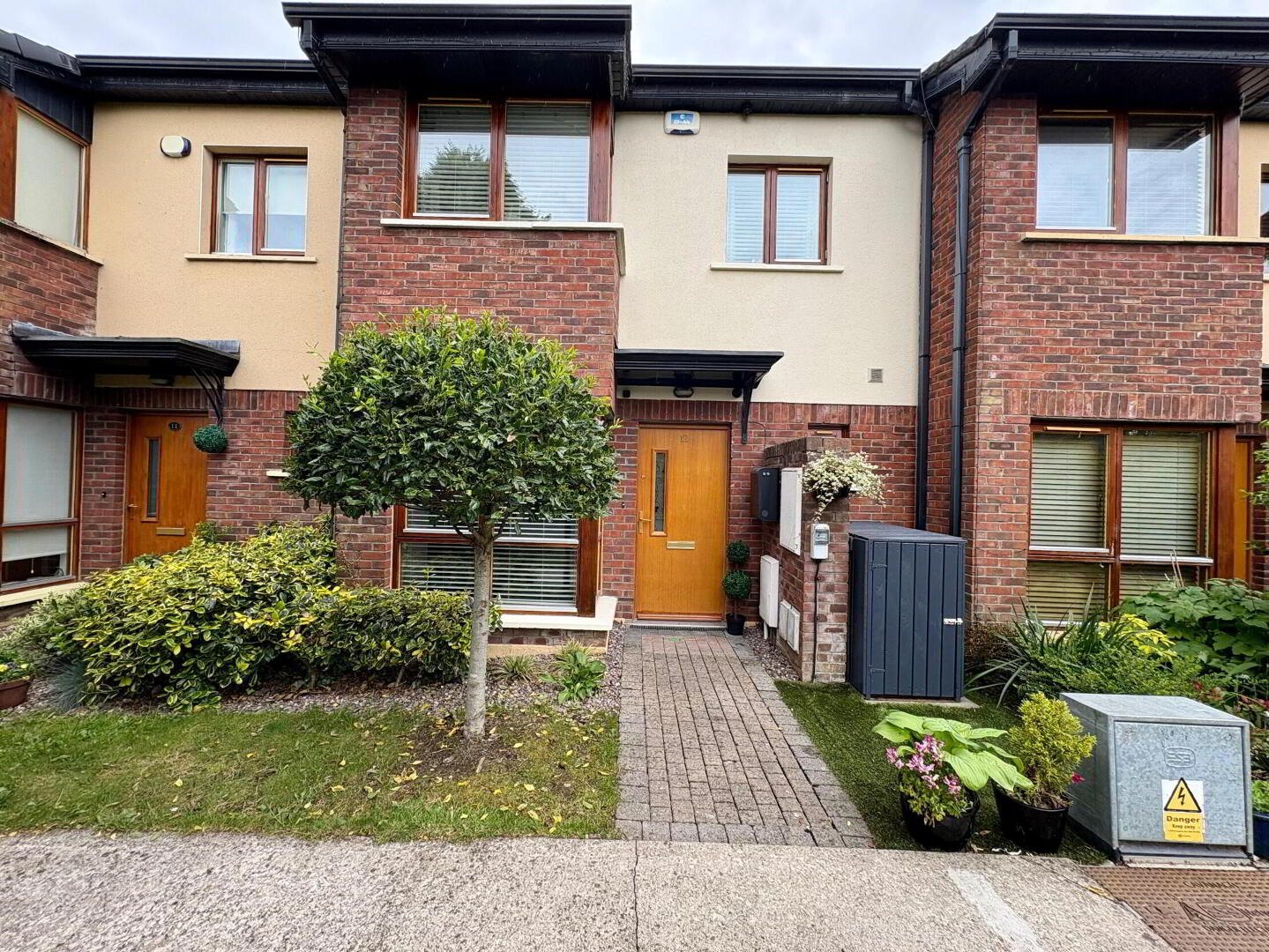 12 Blackthorn Hill View 1 of 18