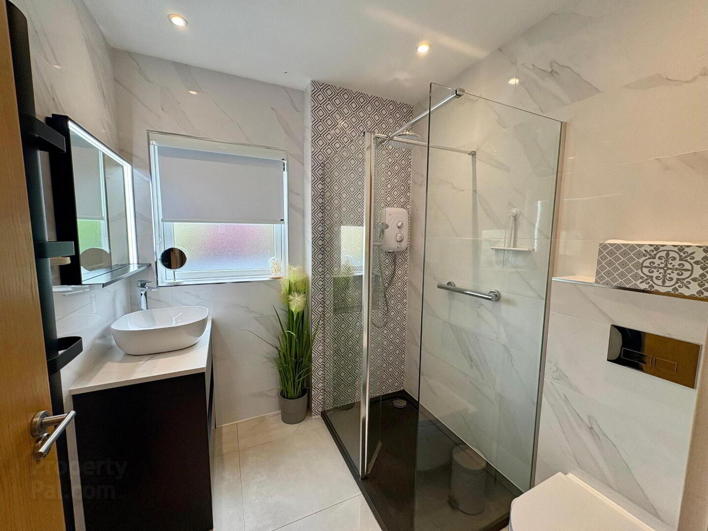 12 Blackthorn Hill View 17 of 18