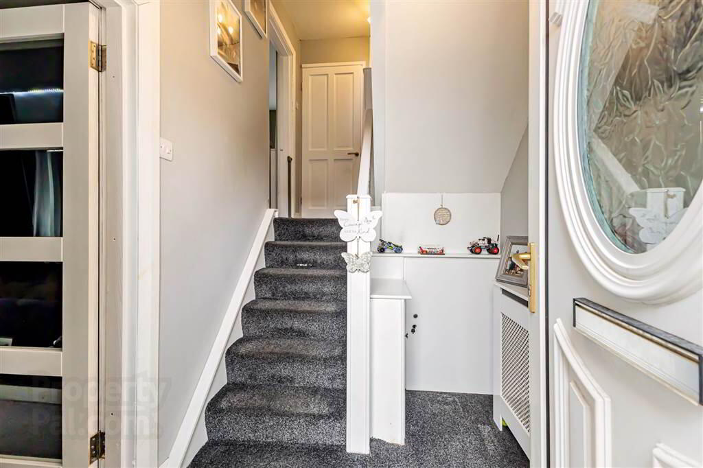 55 Ivan Street 3 of 23